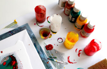 Acrylic pouring paint technique
